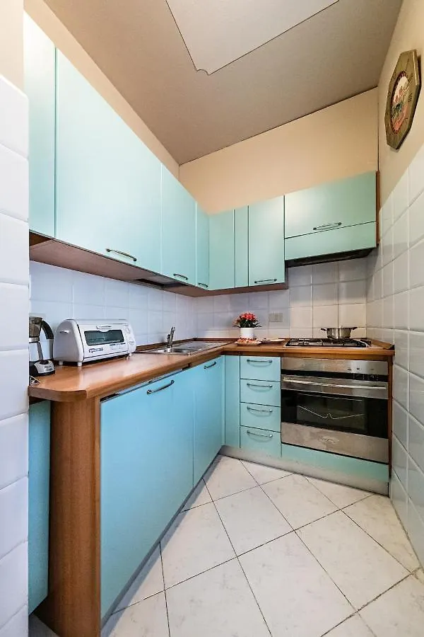 Al Vittoriale 3 By Wonderful Italy Appartement Gardone Riviera