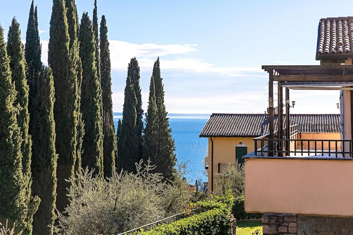Al Vittoriale 3 By Wonderful Italy Appartement Gardone Riviera Italië